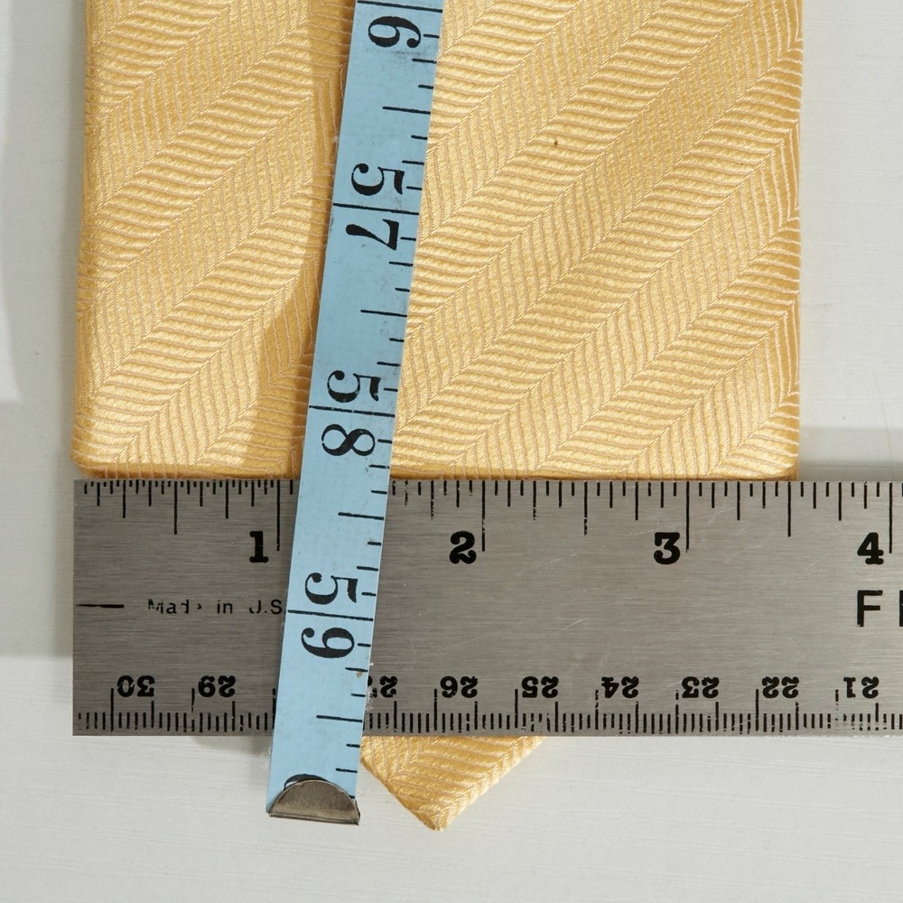 Thomas Pink Men's 100% Silk Necktie England Designer Yellow Gold Herringbone - Picture 6 of 7